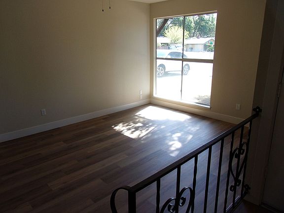 4th image of 2765 Angeles Ct