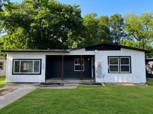 2909 56th St, Dallas, TX 75241