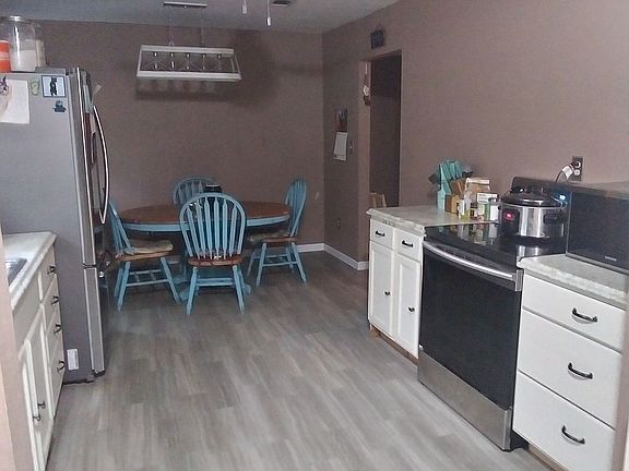 2nd image of 26056 Bankhead Dr