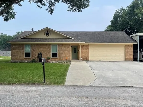 405 Elm Dr, Ganado, TX 77962