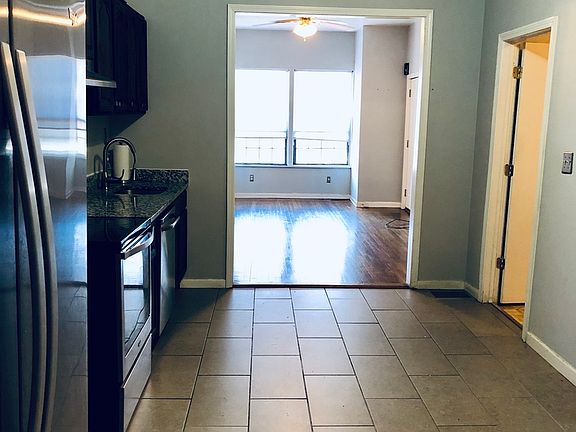 4th image of 1845 N Albany Ave #1