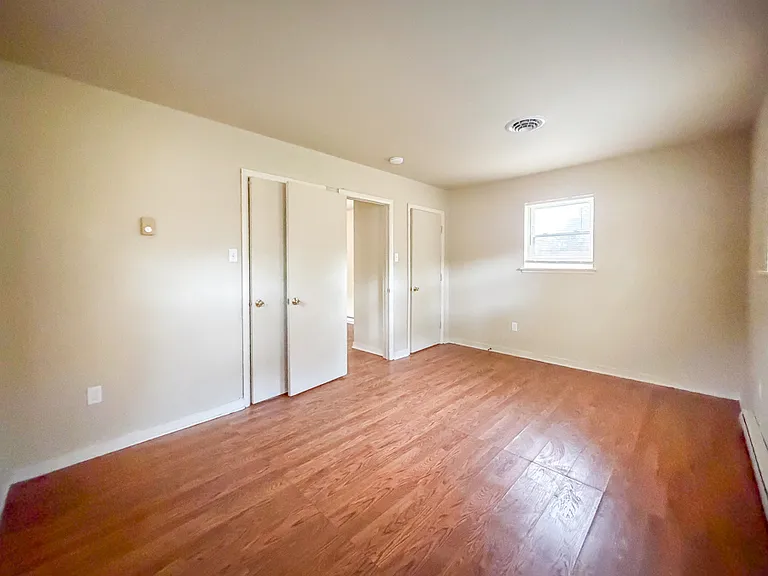 2547 Noel St #2547 — Photo 9