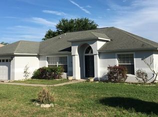 1520 Oak Valley Blvd, Minneola, FL 34715