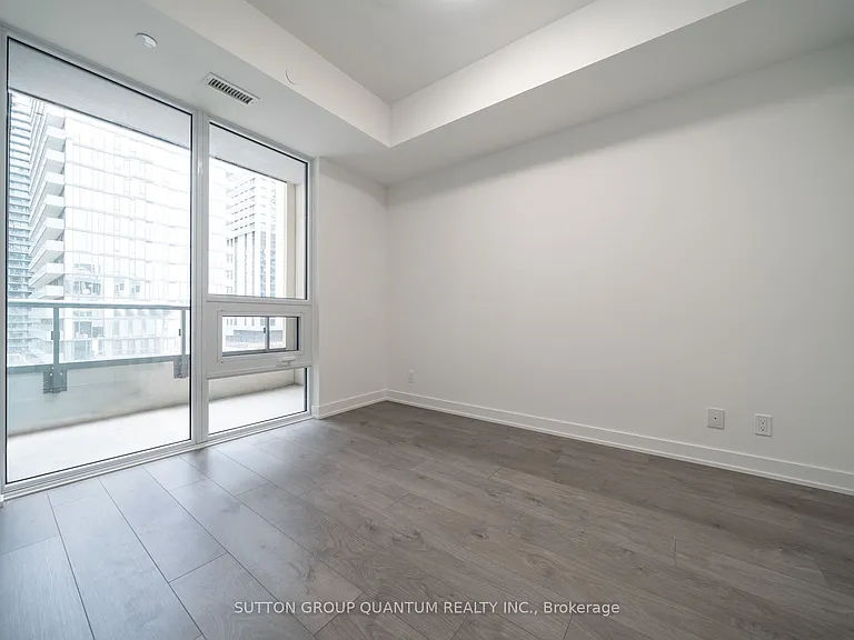 108 Peter St #1611 — Photo 11