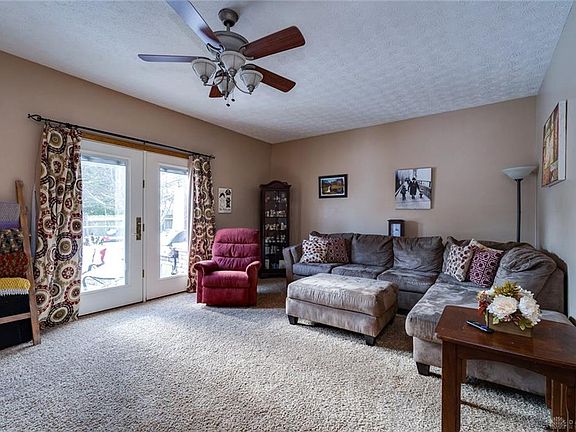 5th image of 2614 Meadowpoint Dr