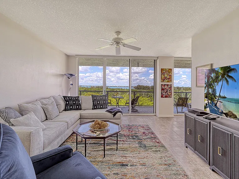 1800 Benjamin Franklin Dr #B508 — Photo 3