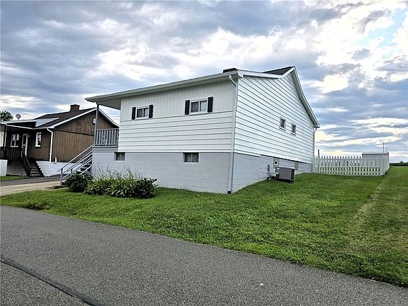 4th image of 206 Meadowview Dr