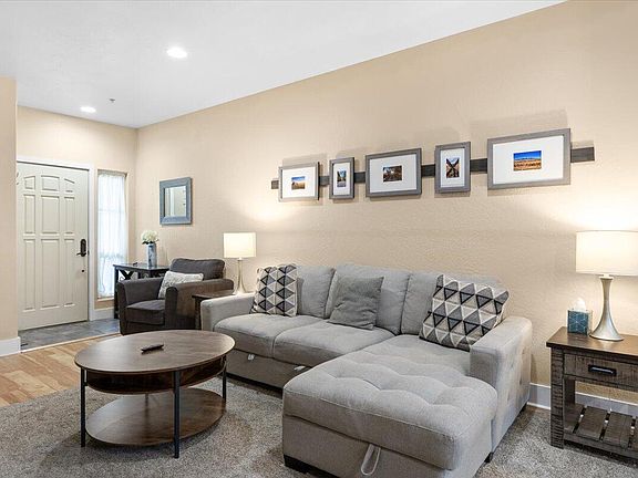 4th image of 2210 E Barnett Rd Suite 6