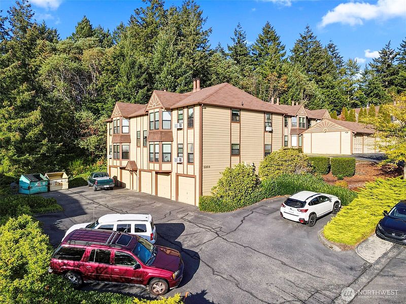 4th image of 5209 S Orchard Street