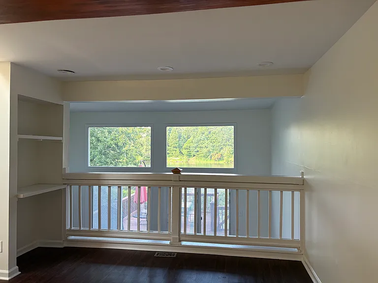 1111 Riverbend Club Dr SE — Photo 6