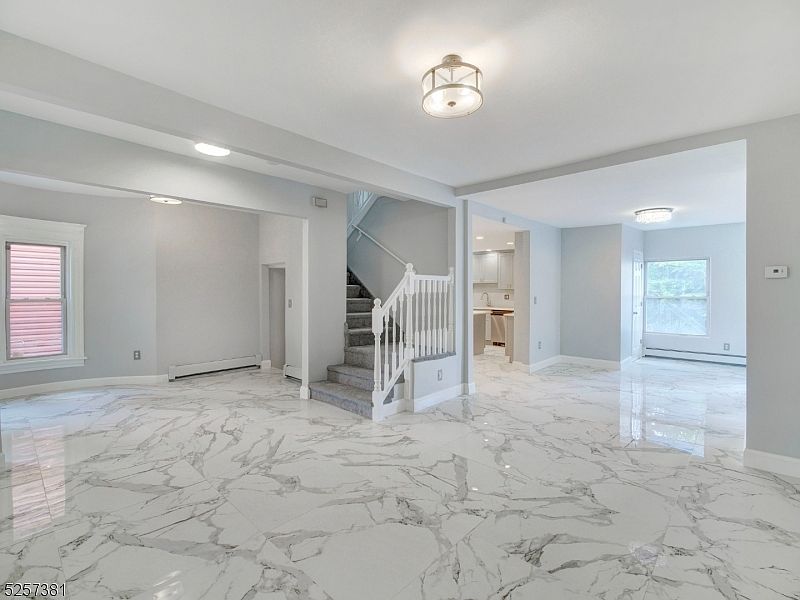 1st image of 74 Nairn Pl