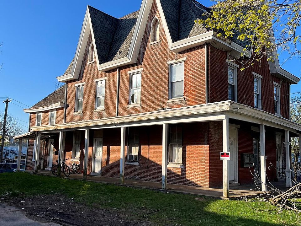 1st image of 215 S Broad St