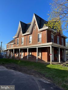 215 S Broad St, Lansdale, PA, 19446