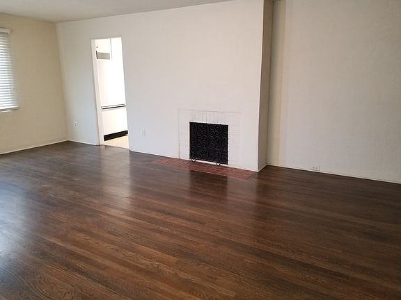 Spacious Den/Living room