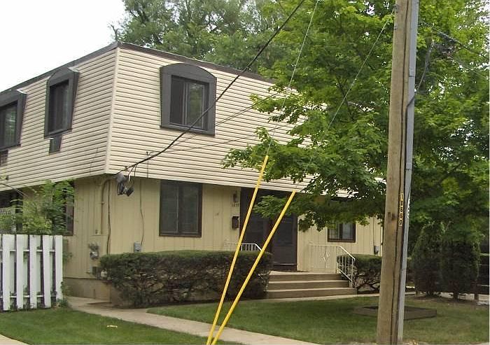 1875-79 Abbott Court