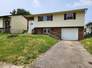 3305 Quaker Rd, Columbus, OH 43207