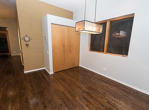 5th image of 1659 N Oakley Ave APT 2
