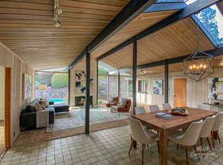 31 Mount Lassen Dr, San Rafael, CA 94903