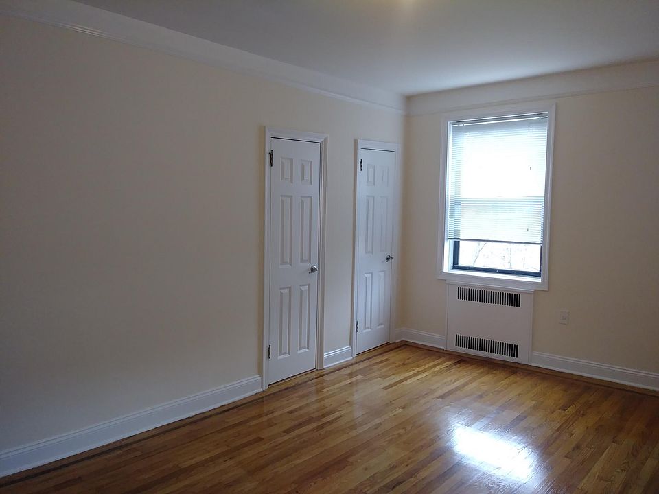 1st image of 17290 Highland Ave APT 6L