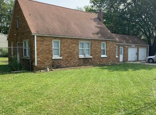 1080 Douglas St, Aurora, IL 60506