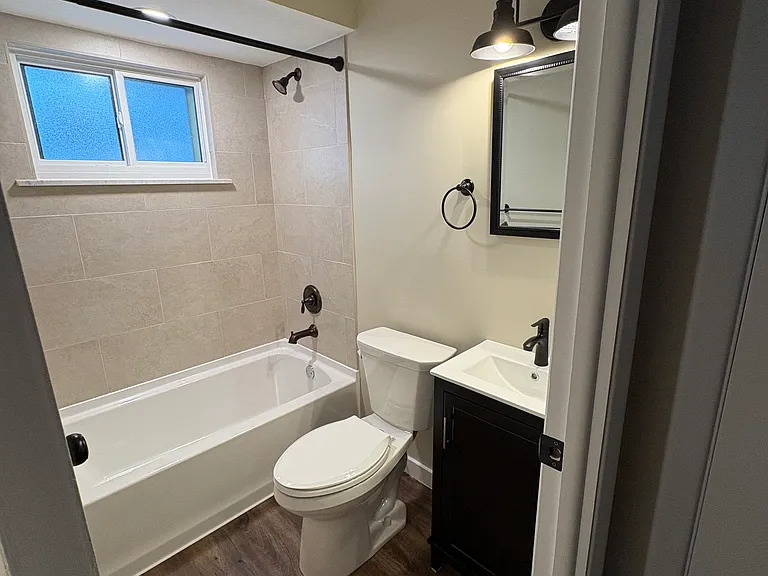 12001 Marguerite Ave #2 — Photo 9