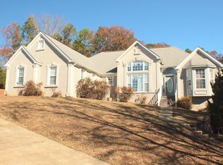 6207 Woodford Rd, Anniston, AL 36206