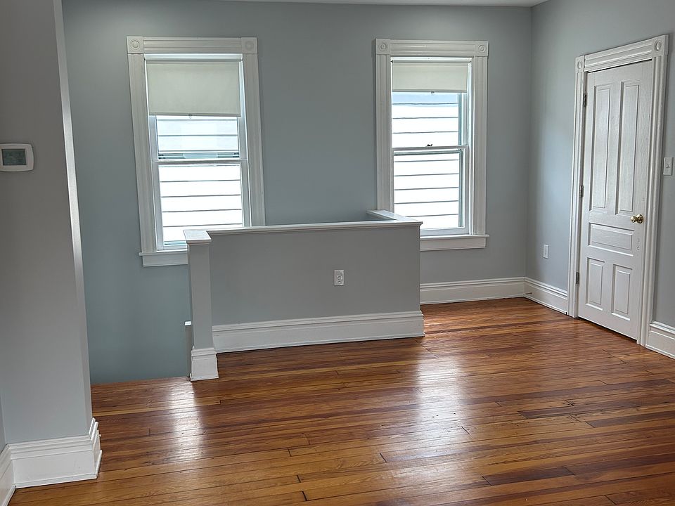 1st image of 1103 Oakwood Ave Floor 2