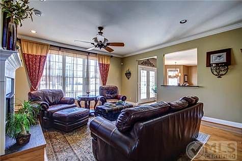 2nd image of 8204 W Chase Ct