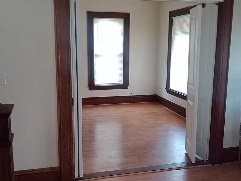 2706 Midland Ave — Photo 14