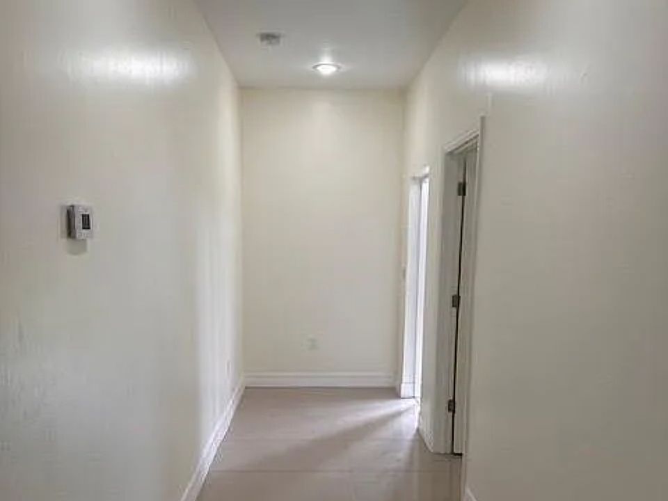 1st image of 114 Homer Ave S