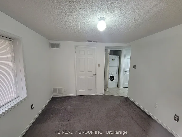 227 Dairy Dr — Photo 19