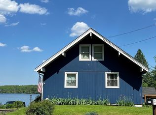 607 Reservoir Rd, Lunenburg, MA 01462