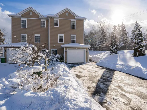 113 Pleasant St, Wolfville, NS B4P 2R7