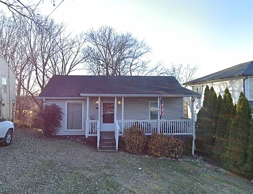 345 Chamberlin St Photo 1