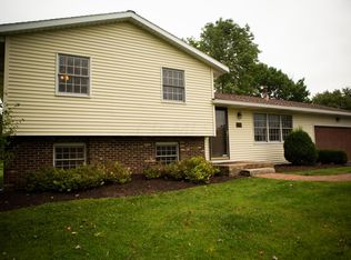 7710 Beecher Rd SW, Pataskala, OH 43062