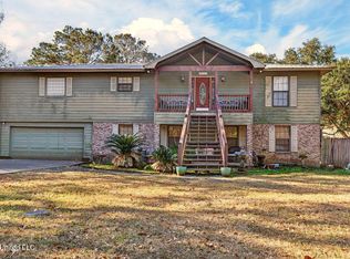 2643 Windward Dr, Gautier, MS 39553