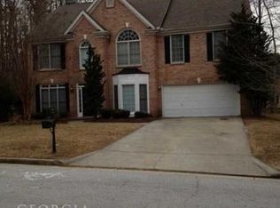 6877 Glen Cove Ln, Stone Mountain, GA 30087
