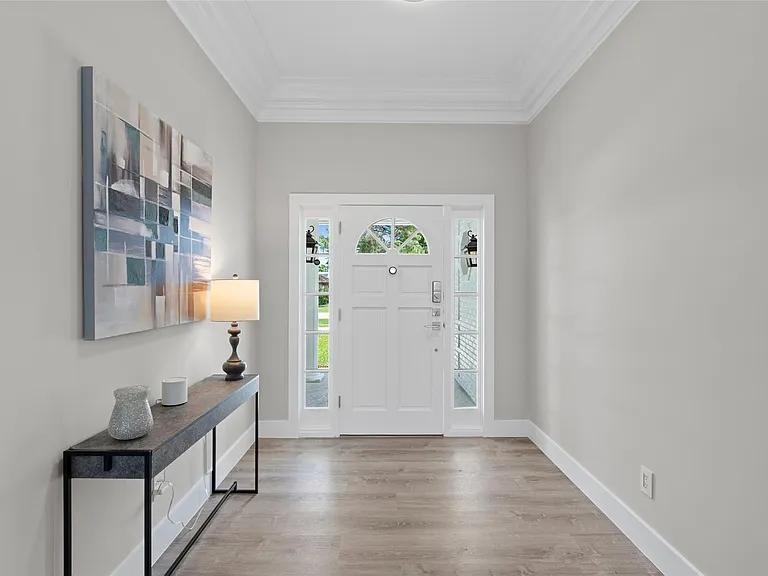 9010 Gardens Glen Cir — Photo 47
