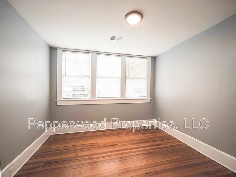 318 Hydrick St — Photo 18