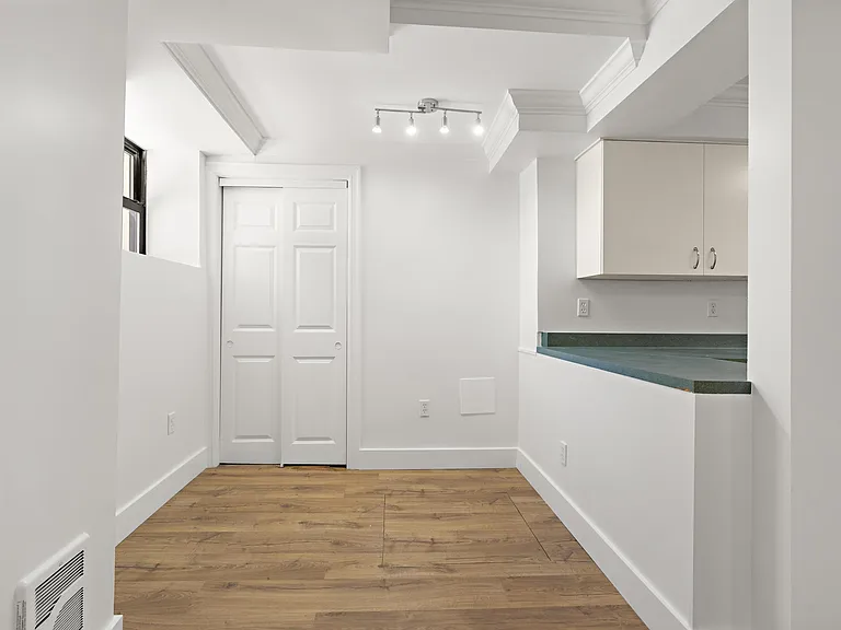 151 Sip Ave #37 — Photo 10
