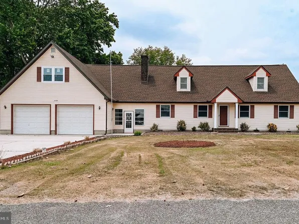 8973 Riverside Dr, Seaford, DE 19973
