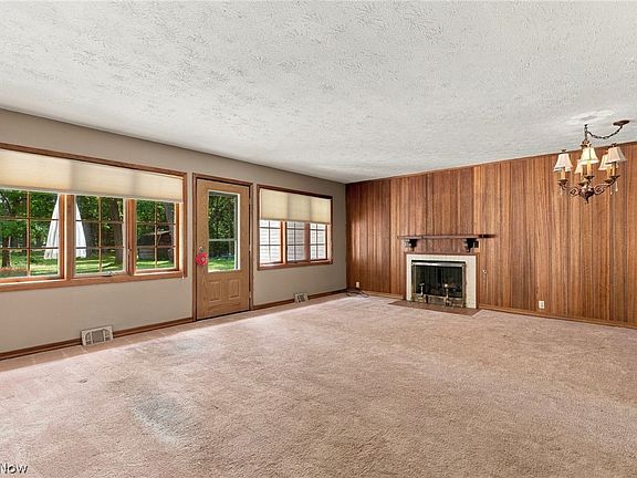 4th image of 8593 Wiese Rd