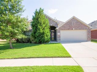 8140 Guadalupe Rd, Arlington, TX 76002