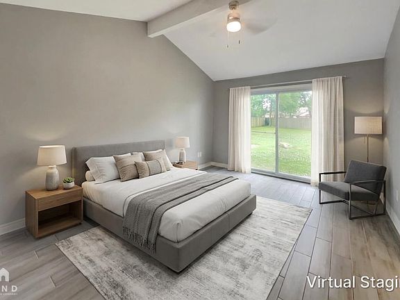 4th image of 2403 Summer Spring Dr