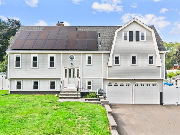 26 Brewster Rd