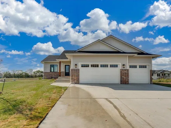 3545 S Linden Ct, Wichita, KS 67210
