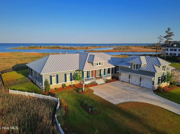 76 Soundside Drive, Oriental, NC 28571