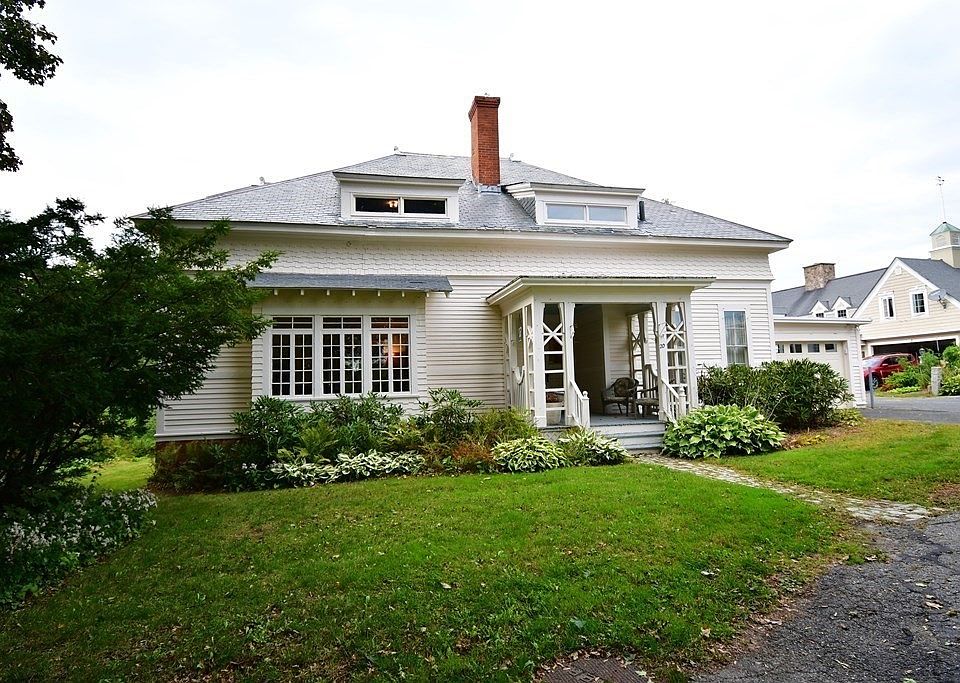 20 Lakewood Ter, Gardner, MA 01440 Zillow