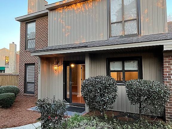 2nd image of 109 C Sunshine Ln