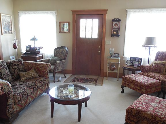 2nd image of 709 E Eldora Ave